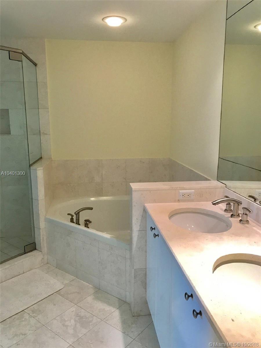 901 Brickell Key Boulevard, Unit 1005 Miami, FL 33131 - Photo 11 of 41