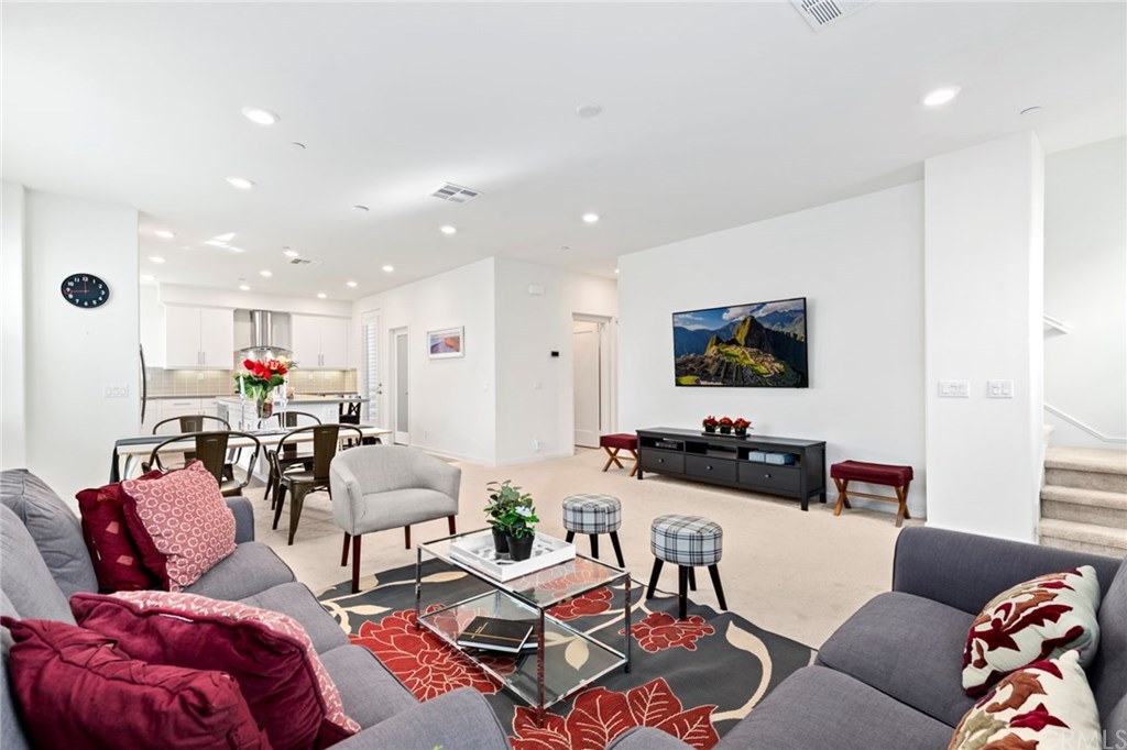 130 Acamar Irvine, CA 92618 - Photo 7 of 30