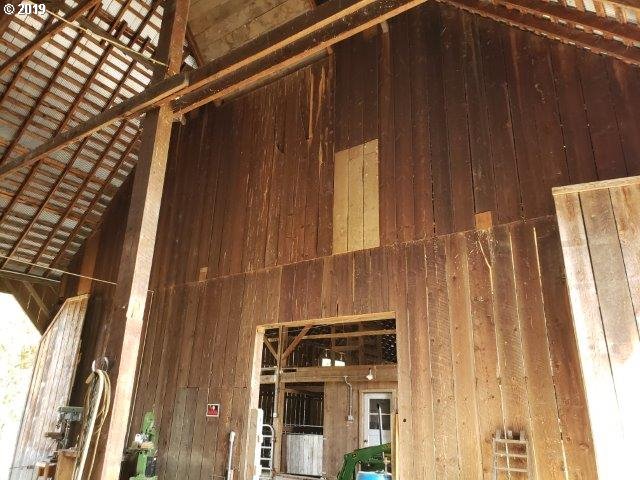 1109 Jones Road Roseburg, OR 97471 - Photo 15 of 32 Gallery Image 15