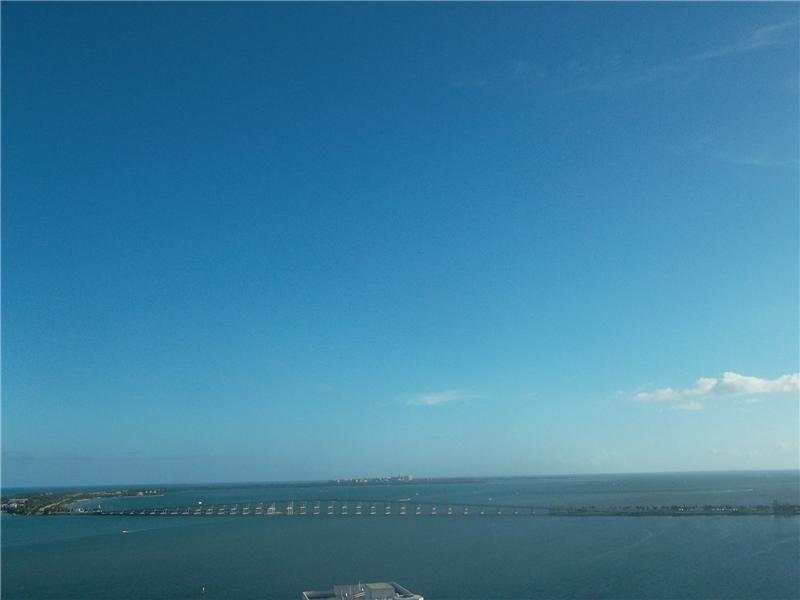 151 Southeast 15th Road, Unit 2702 Miami, FL 33129 - Photo 15 of 25