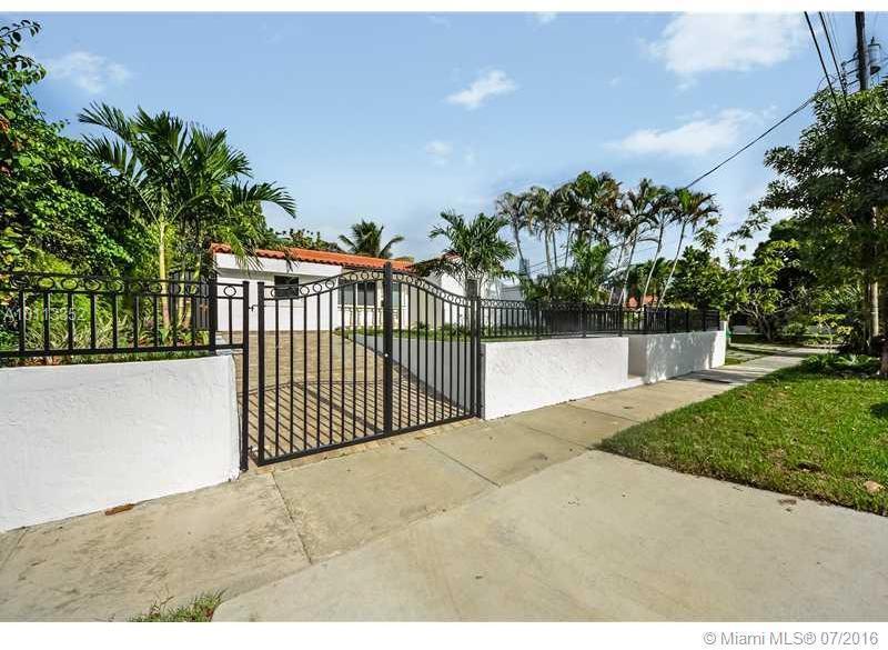 423 Southwest 19th Road Miami, FL 33129 - Photo 30 of 35