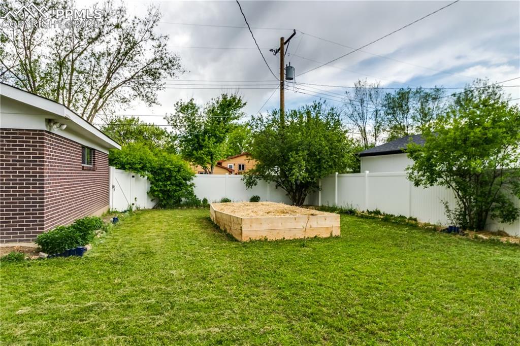 1524 Prairie Road Colorado Springs, CO 80909 - Photo 27 of 29