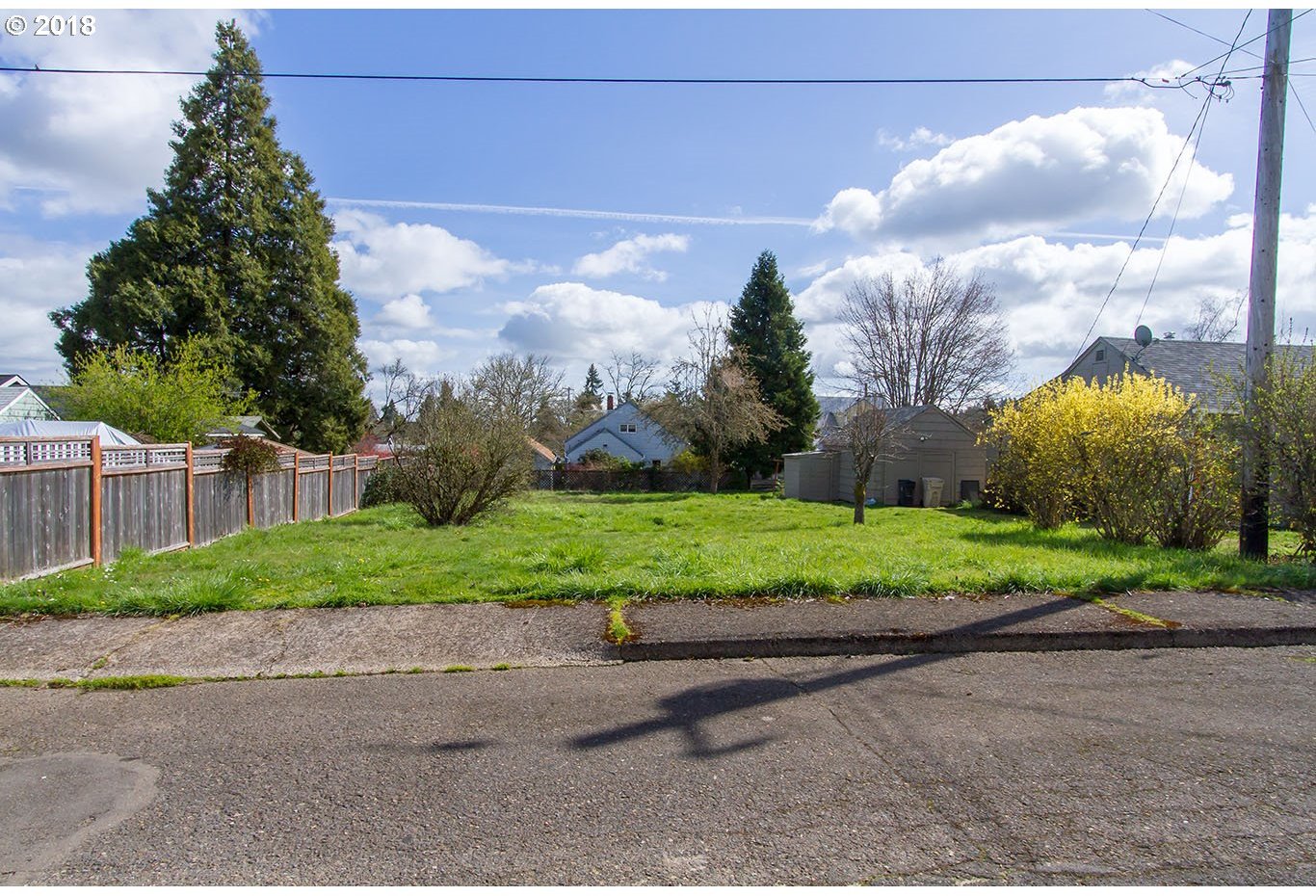 Southwest 9th Street, Unit 3301 Dallas, OR 97338 - Photo 7 of 8