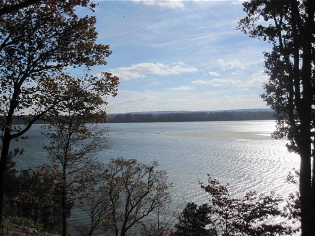 435 Sunset Beach Road Florence, AL 35633 - Photo 4 of 17