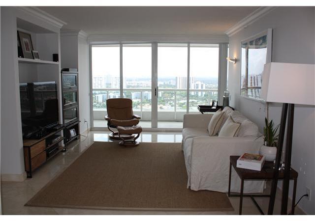 The Waterways Aventura, FL 33180 - Photo 6 of 25