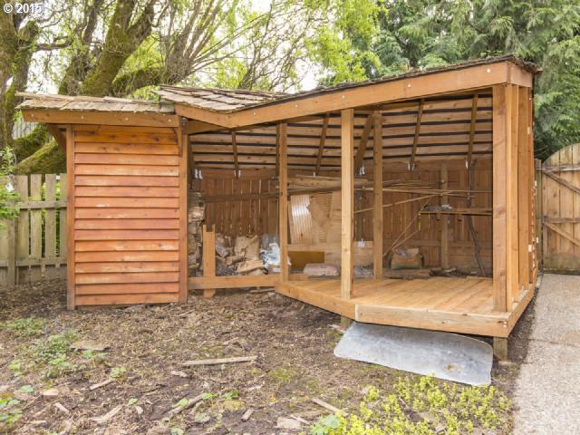 7310 Southwest 187th Place Aloha, OR 97007 - Photo 15 of 16 Gallery Image 15