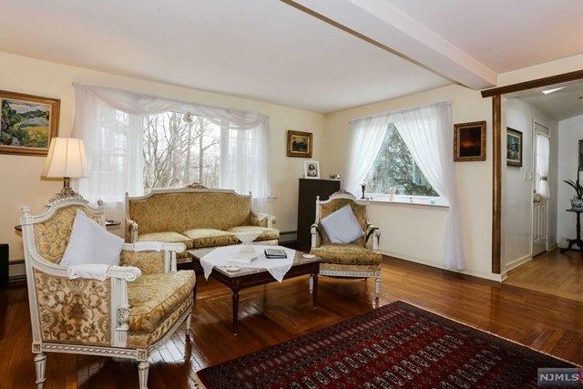 4 Raynor Road Morristown, NJ 07960 - Photo 11 of 25