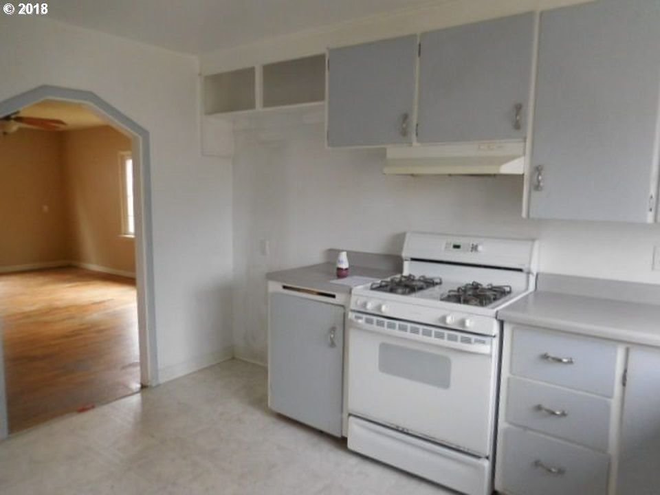 364 South 35th Street Springfield, OR 97478 - Photo 11 of 15 Gallery Image 11