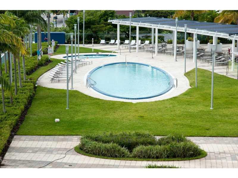 601 Northeast 36th Street, Unit 910 Miami, FL 33137 - Photo 8 of 16