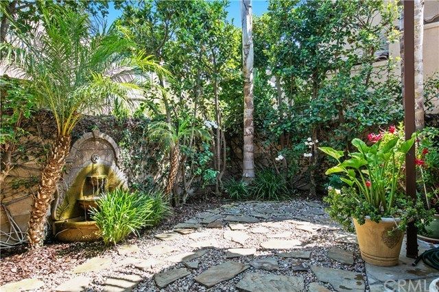 $1,050,000 | 2458 Monaco Terrace, Costa Mesa, CA 92627