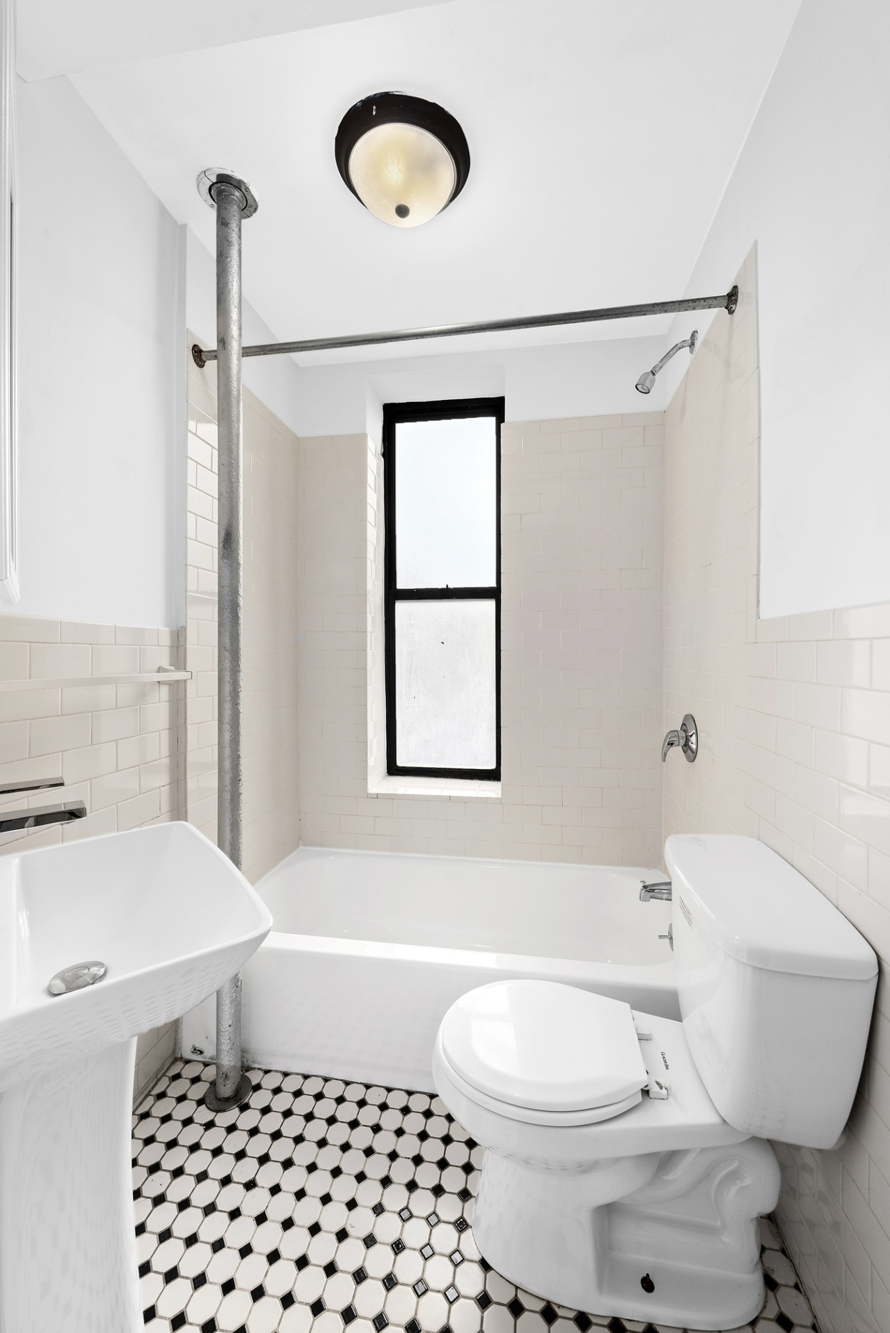 140 Orchard Street, Unit 10 Manhattan, NY 10002 - Photo 5 of 7