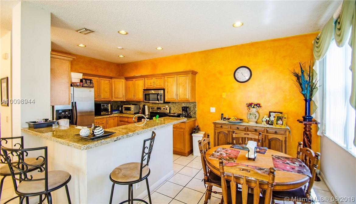 969 Briar Ridge Road Weston, FL 33327 - Photo 7 of 25