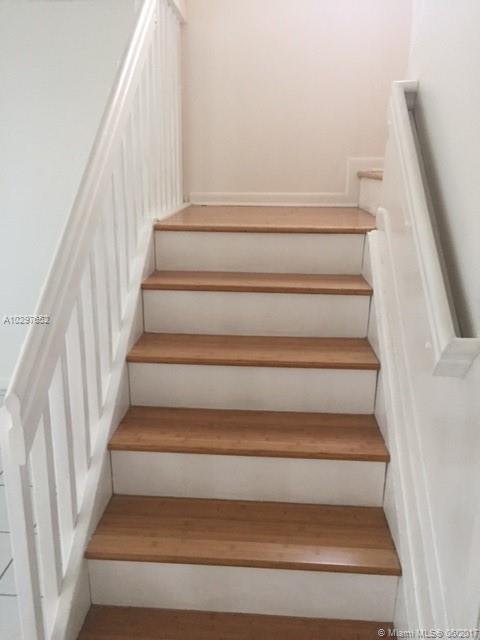 13912 Southwest 161 Terrace Miami, FL 33177 - Photo 9 of 33