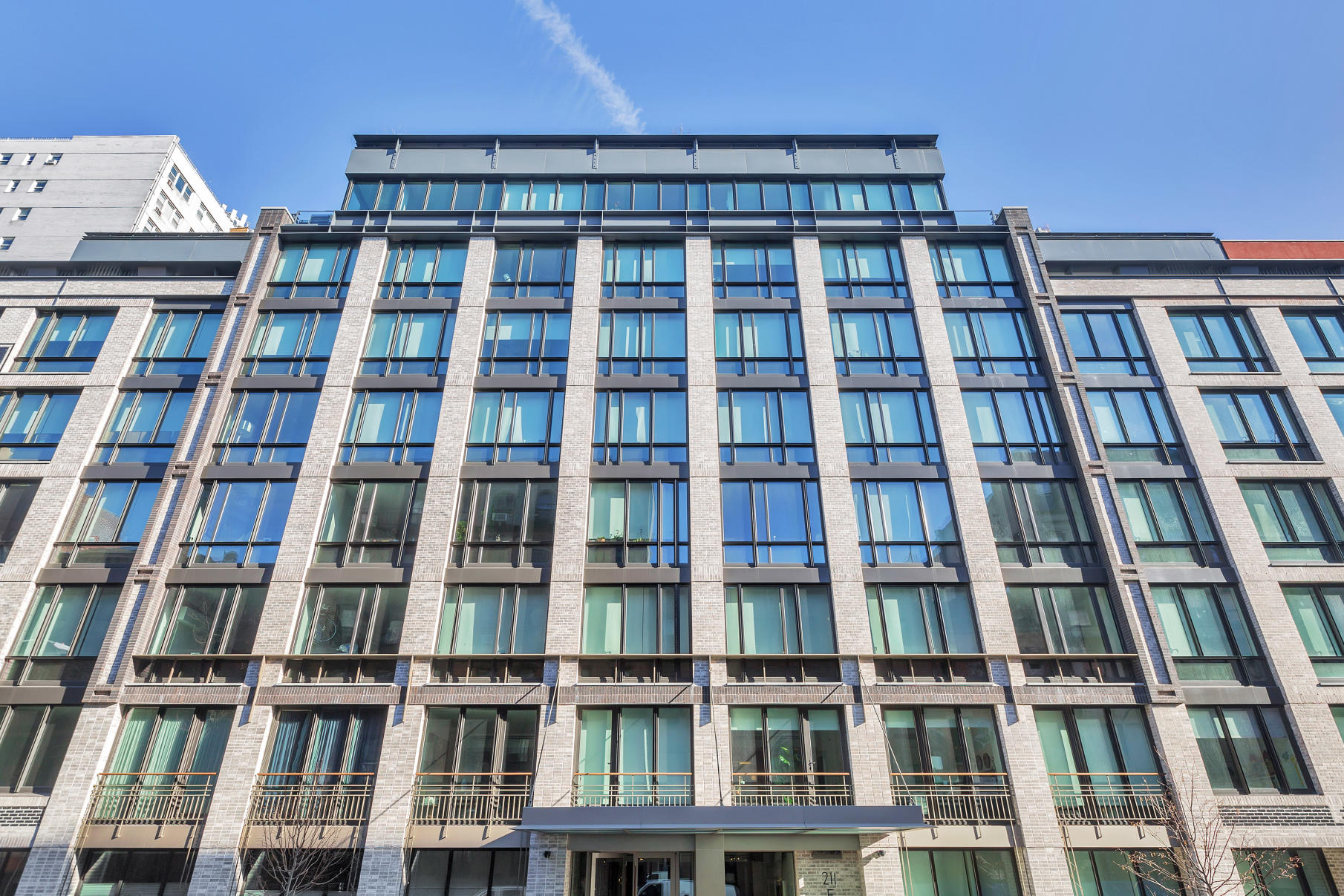 211 East 13th Street, Unit PHB Manhattan, NY 10003 - Photo 7 of 15