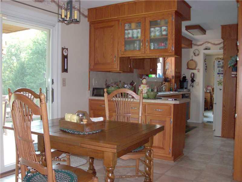 210 McKenzie Road Clinton, PA 15026 - Photo 4 of 25 Gallery Image 4