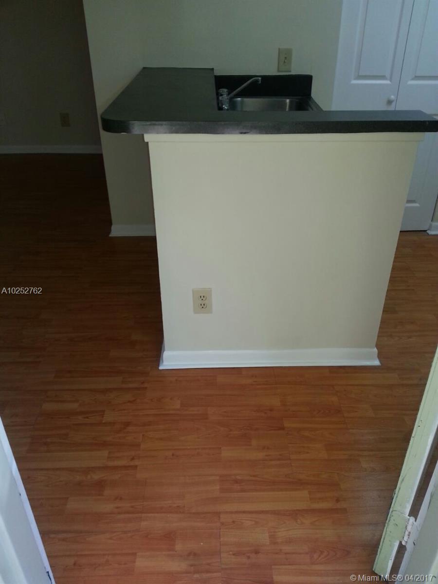 630 South Park Road, Unit 1123 Hollywood, FL 33021 - Photo 7 of 22