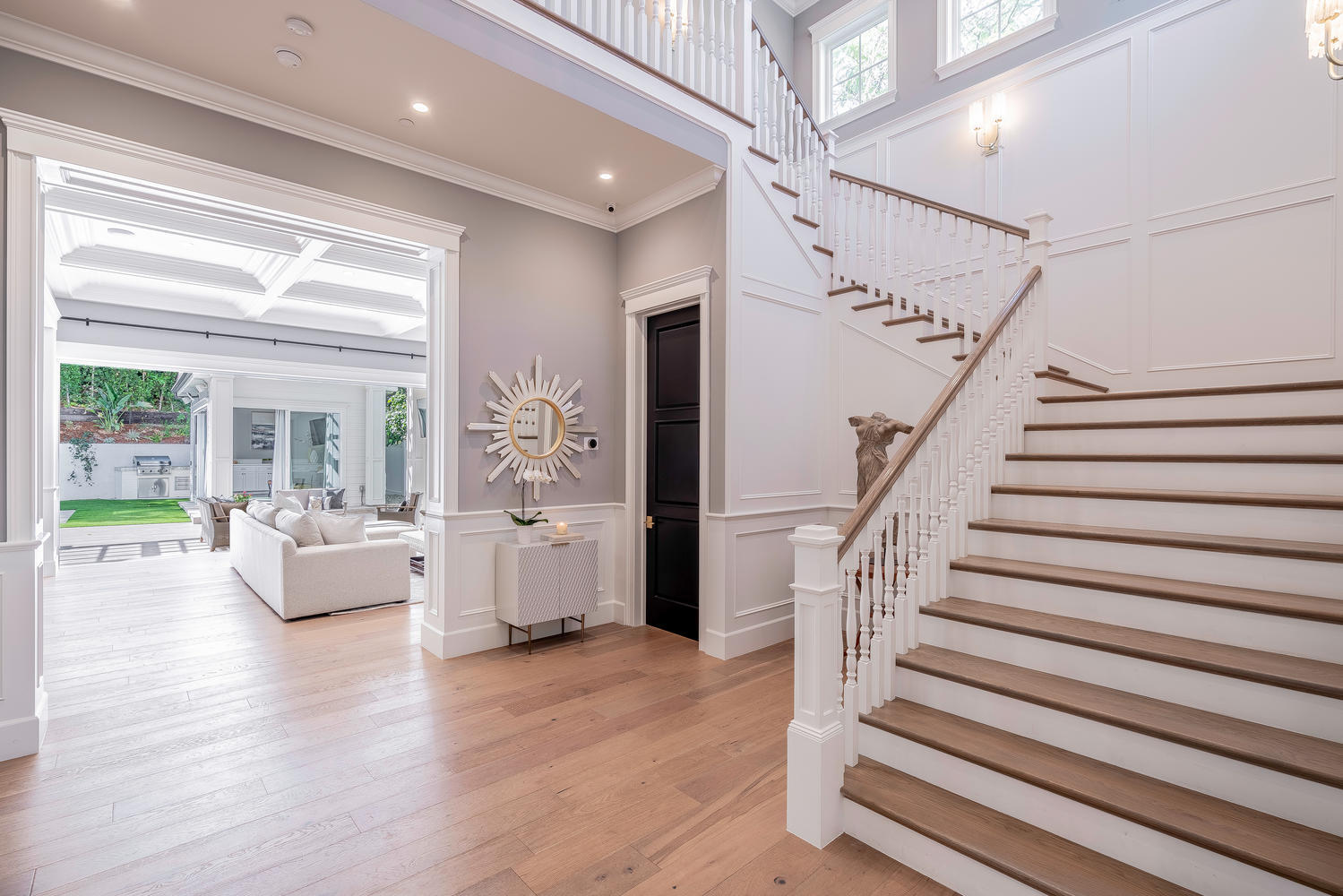 4143 Hayvenhurst Drive Encino, CA 91436 - Photo 13 of 60