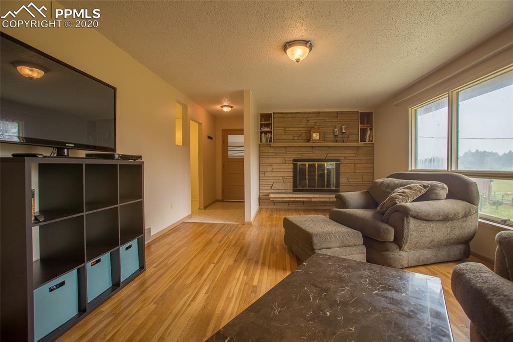 7890 Tannenbaum Road Colorado Springs, CO 80908 - Photo 8 of 36