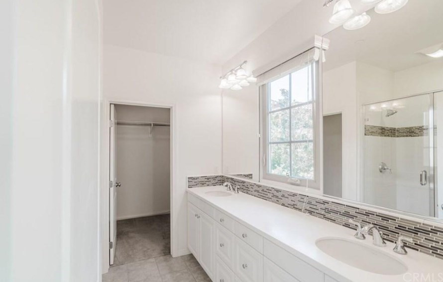 46 Brindisi Irvine, CA 92618 - Photo 10 of 16