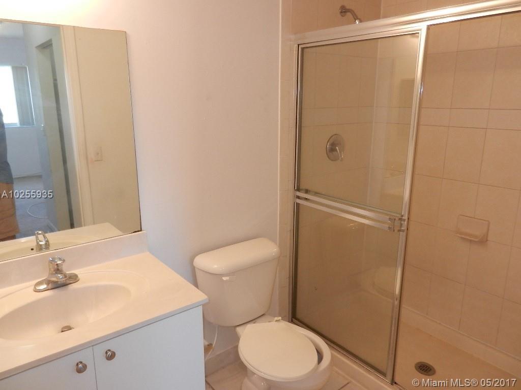 11040 Southwest 196th Street, Unit 412 Cutler Bay, FL 33157 - Photo 13 of 20