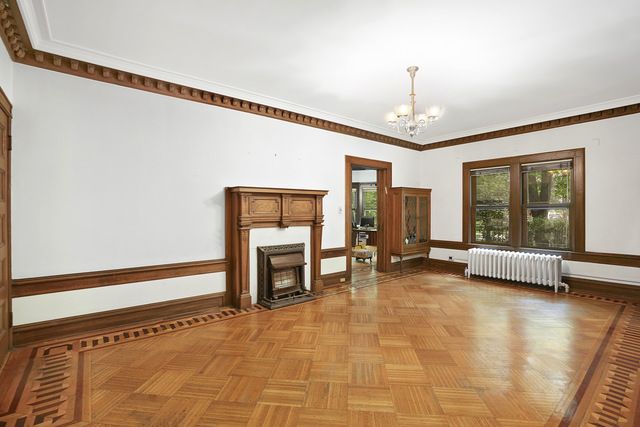 $1,620,000 | 750 East 18th Street | Fiske Terrace