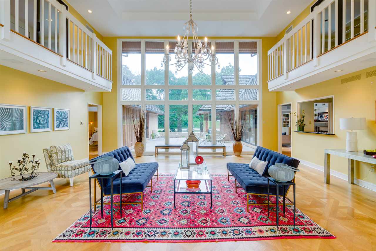 6145 Green Meadows Road Memphis, TN 38120 - Photo 2 of 25 Gallery Image 2