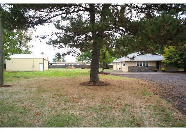 17584 Painter Loop Road Northeast Hubbard, OR 97032 - Photo 2 of 15