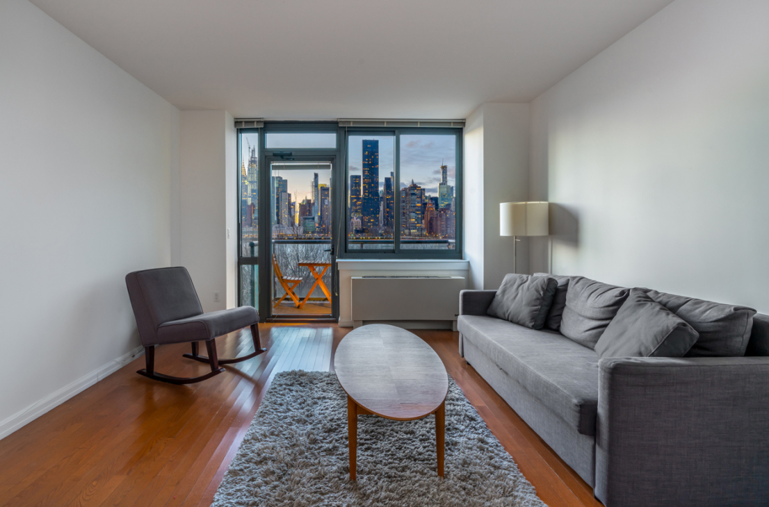 47-20 Center Boulevard, Unit 416 Queens, NY 11109 - Photo 2 of 6