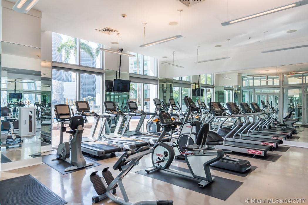 90 Southwest 3rd Street, Unit 4006 Miami, FL 33130 - Photo 10 of 15