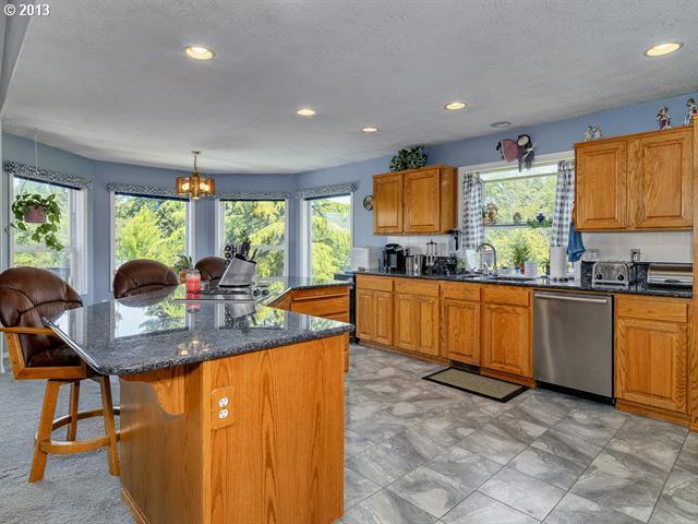 4055 Southeast Regner Road Gresham, OR 97080 - Photo 9 of 16