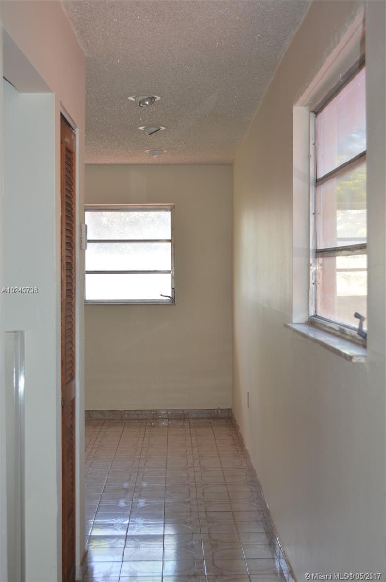 1001 Southwest 13th Avenue Miami, FL 33135 - Photo 9 of 22