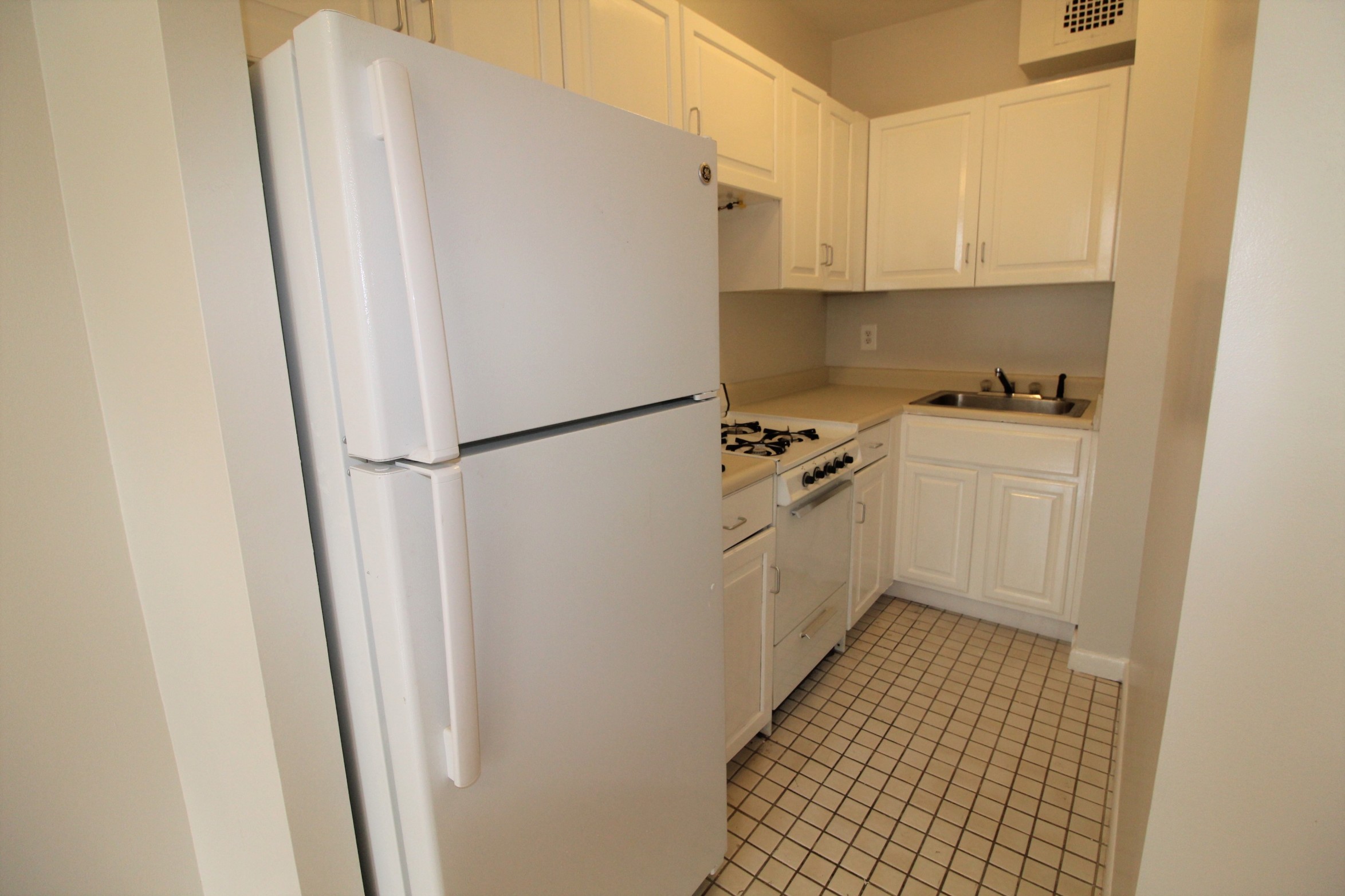 147 9th Street, Unit 2B Brooklyn, NY 11215 - Photo 3 of 6