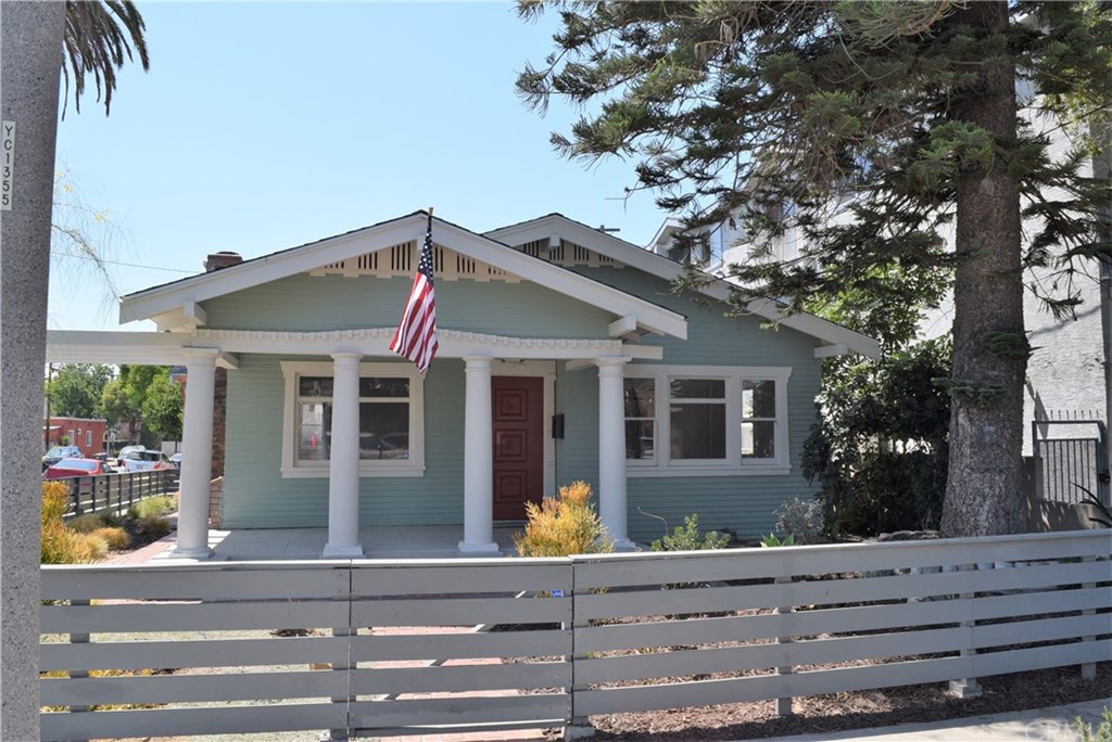 1105 Temple Avenue Long Beach, CA 90804 - Photo 1 of 45