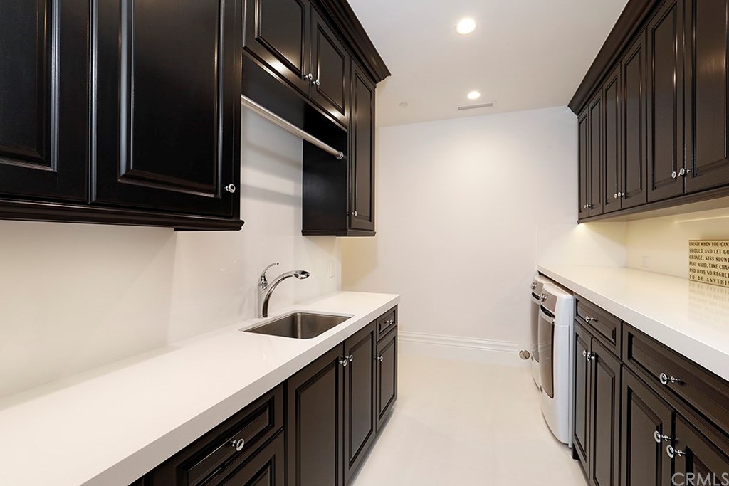 4521 Roxbury Road Corona del Mar, CA 92625 - Photo 33 of 40