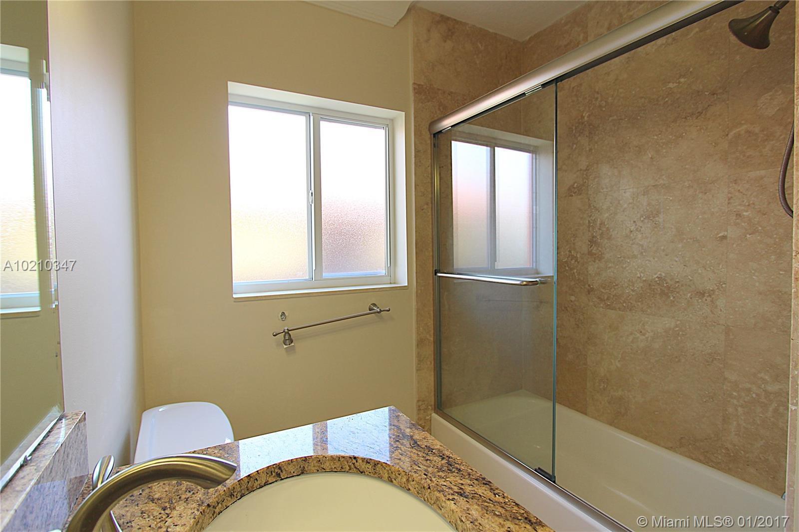 3541 Southwest 23rd Terrace Miami, FL 33145 - Photo 14 of 20