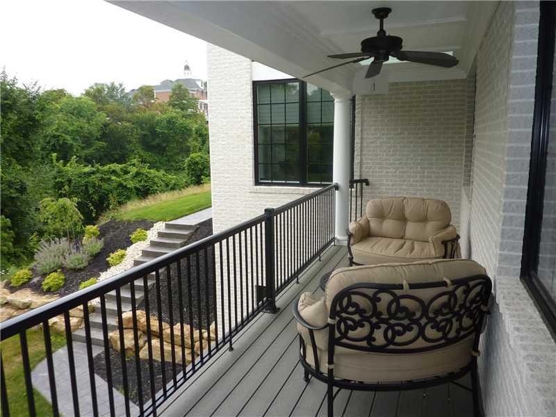 103 Brookside Lane Coraopolis, PA 15108 - Photo 16 of 25