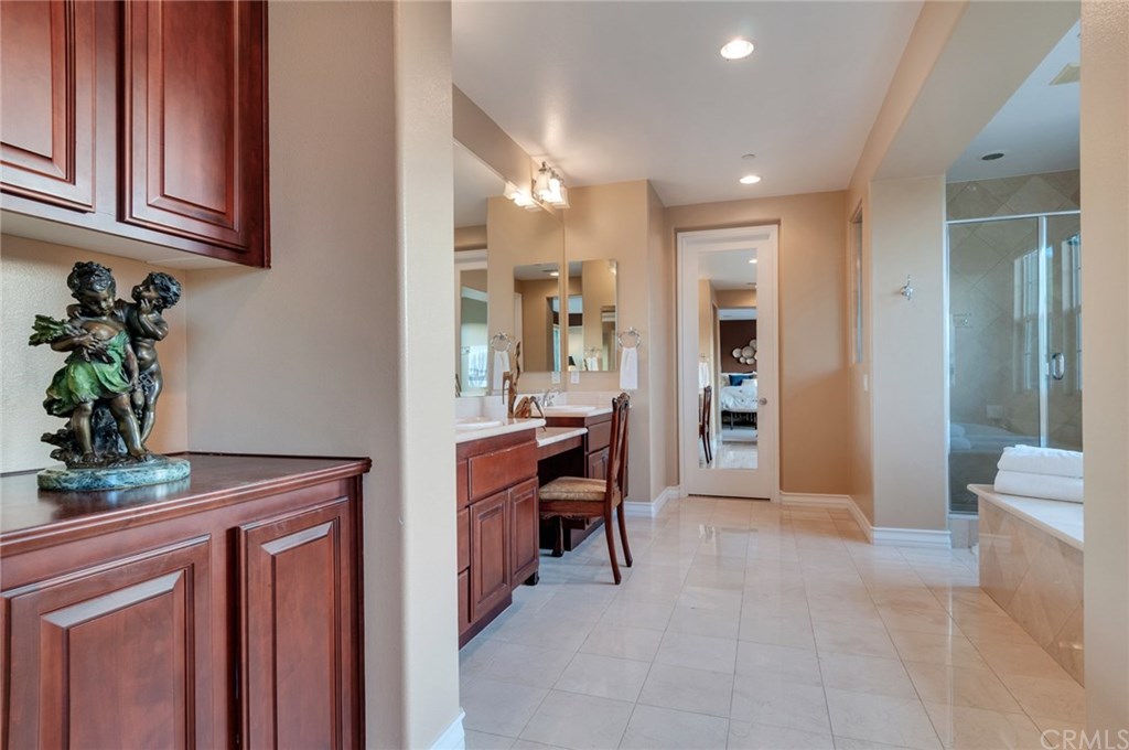 2106 Saltbush Circle Corona, CA 92882 - Photo 26 of 62