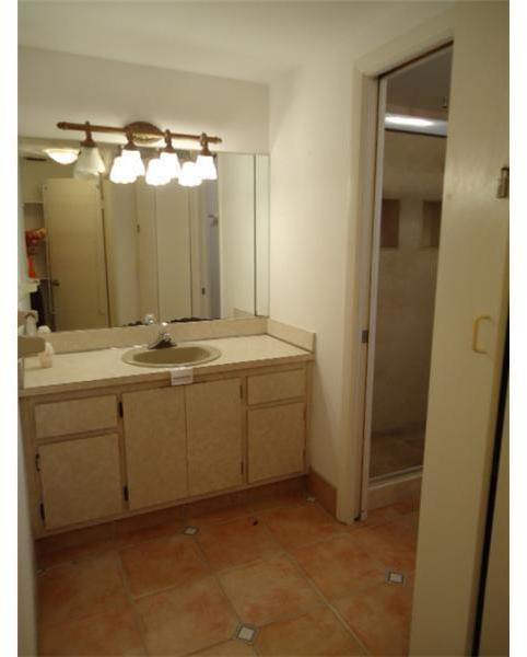 400 Ridgewood Road Key Biscayne, FL 33149 - Photo 9 of 23