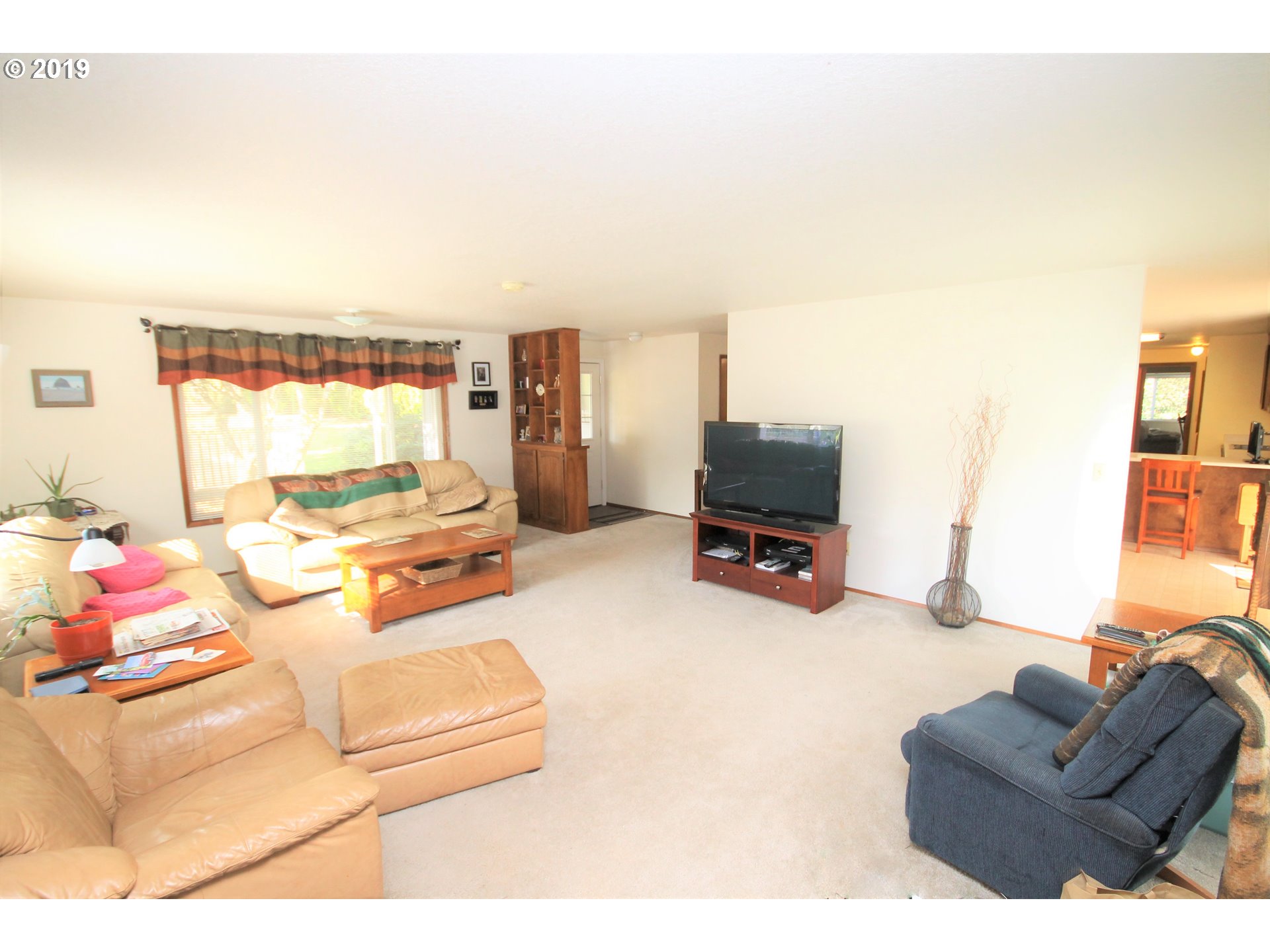 13058 Donald Road Northeast Aurora, OR 97002 - Photo 11 of 32 Gallery Image 11