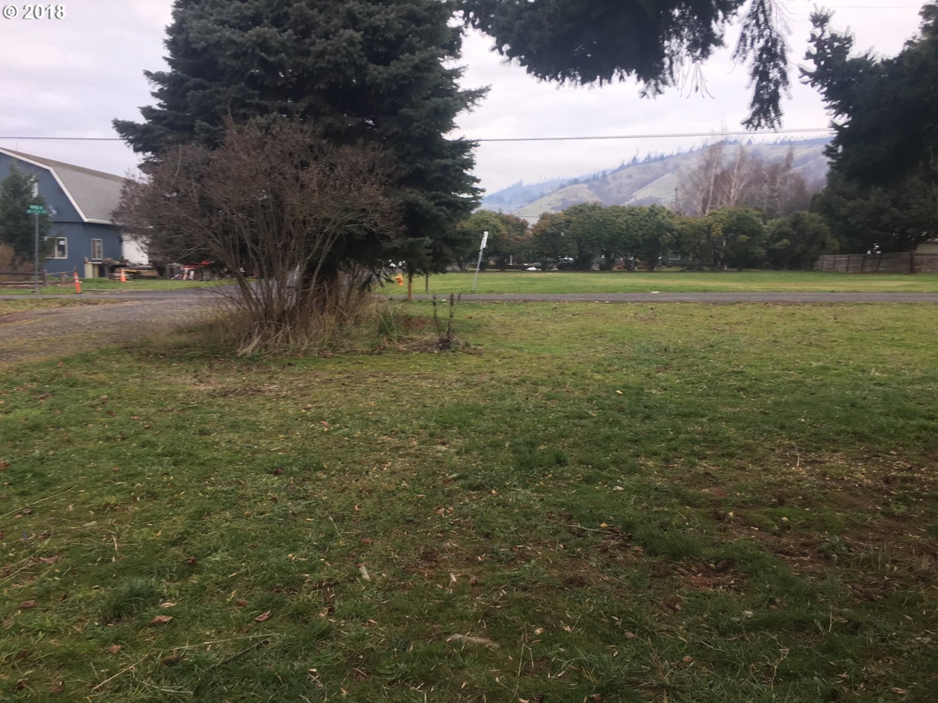 147 Southwest Peck Road White Salmon, WA 98672 - Photo 6 of 9 Gallery Image 6
