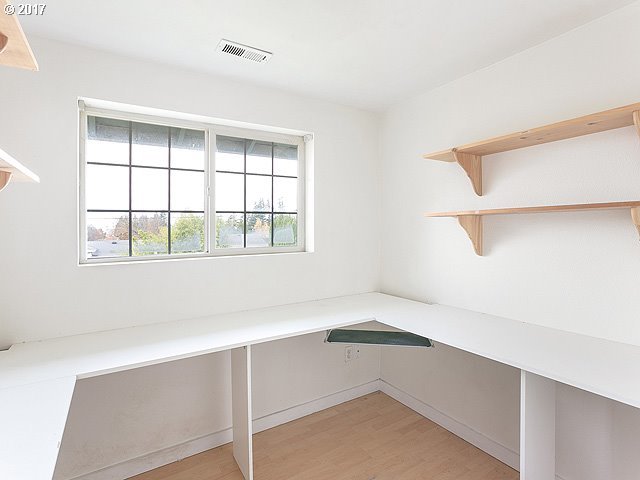 350 Harrison Street Fairview, OR 97024 - Photo 16 of 30 Gallery Image 16