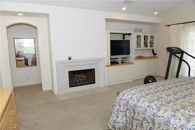 $1,200,000 | 3918 Elm Avenue, Long Beach, CA 90807