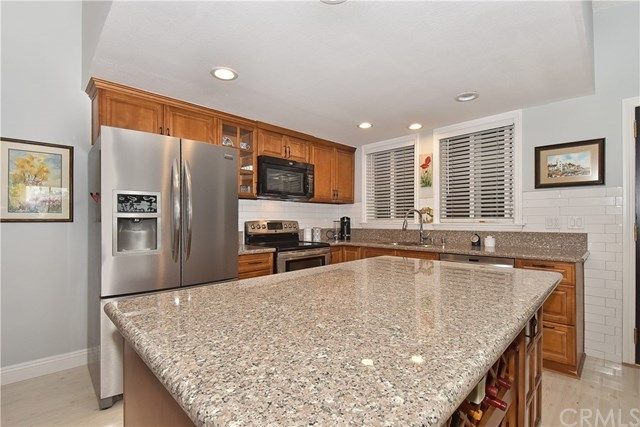 $305,000 | 1901 McKinney Way, Unit 16Q, Seal Beach, CA 90740