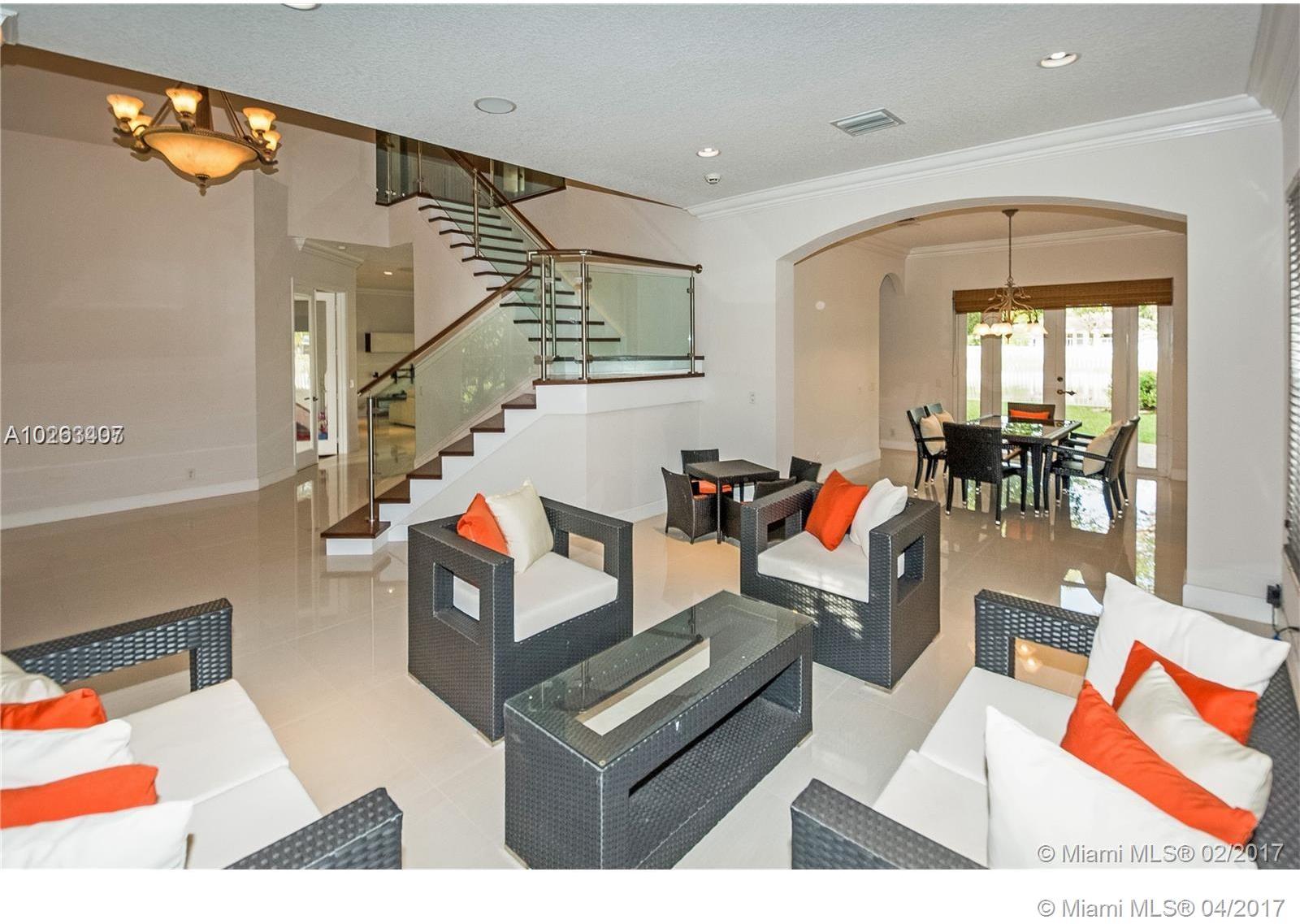 Savanna Weston, FL 33327 - Photo 4 of 27