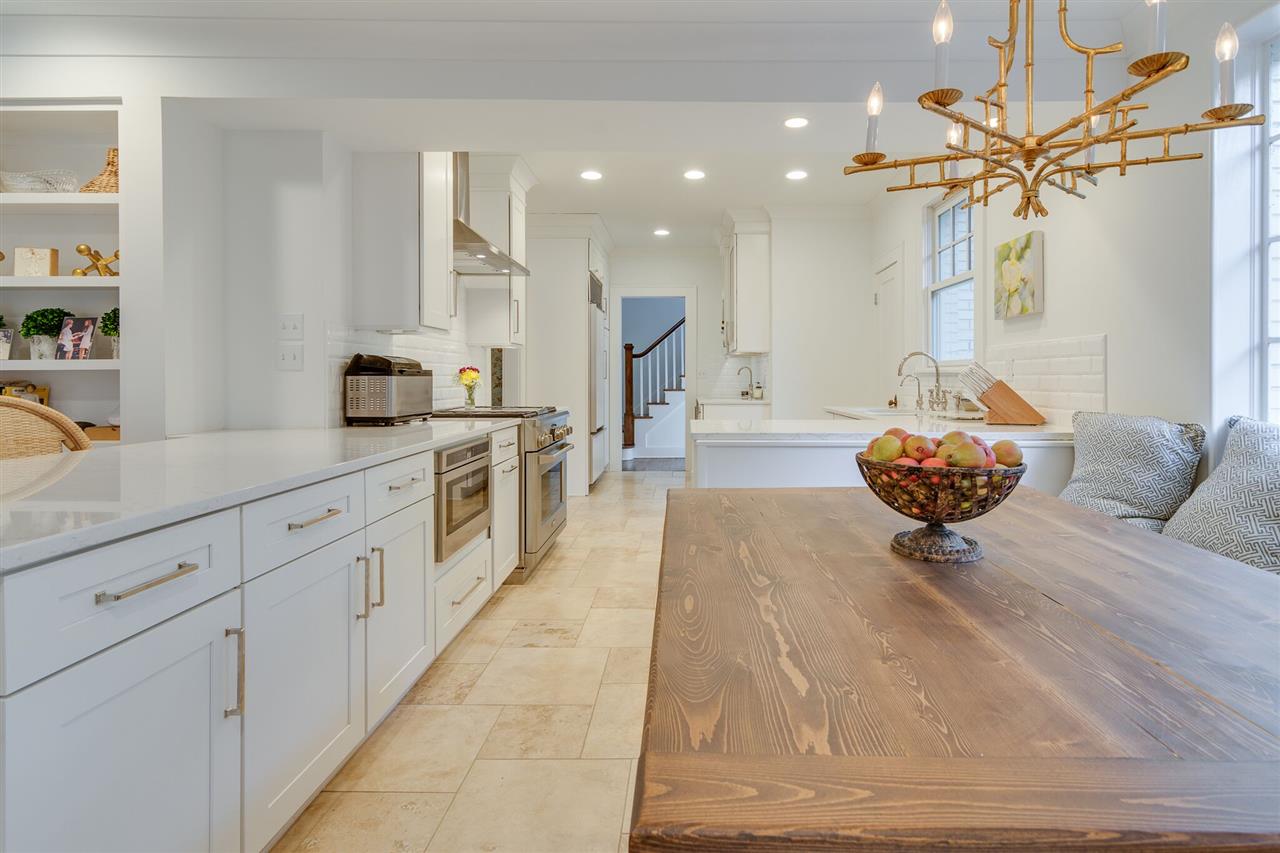 61 Cherokee Drive Memphis, TN 38111 - Photo 10 of 25