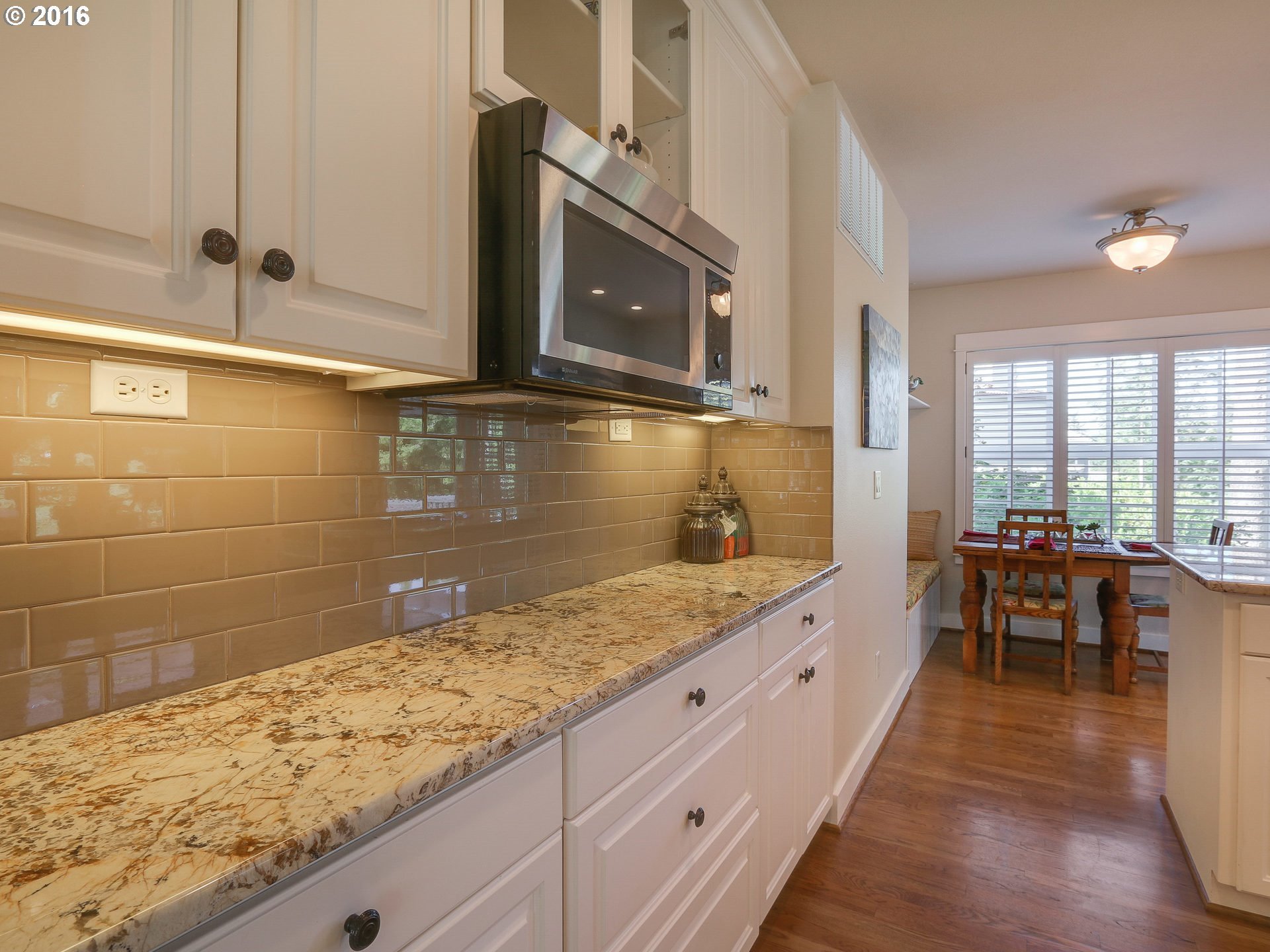 2309 Northwest Edgewood Place, Unit 31 Portland, OR 97229 - Photo 8 of 32