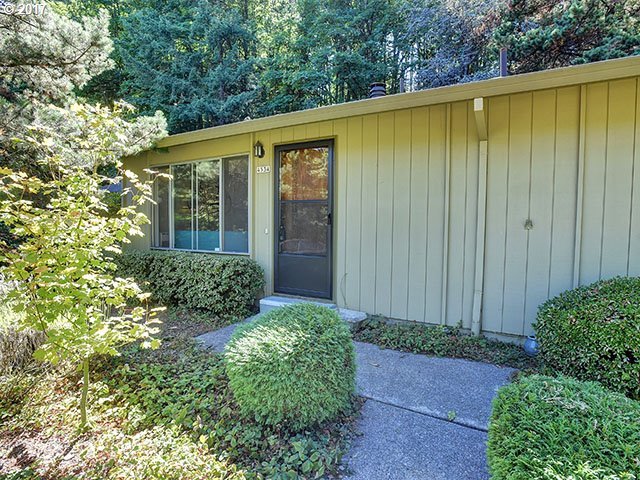 4534 Northwest Barnes Road Portland, OR 97210 - Photo 2 of 25