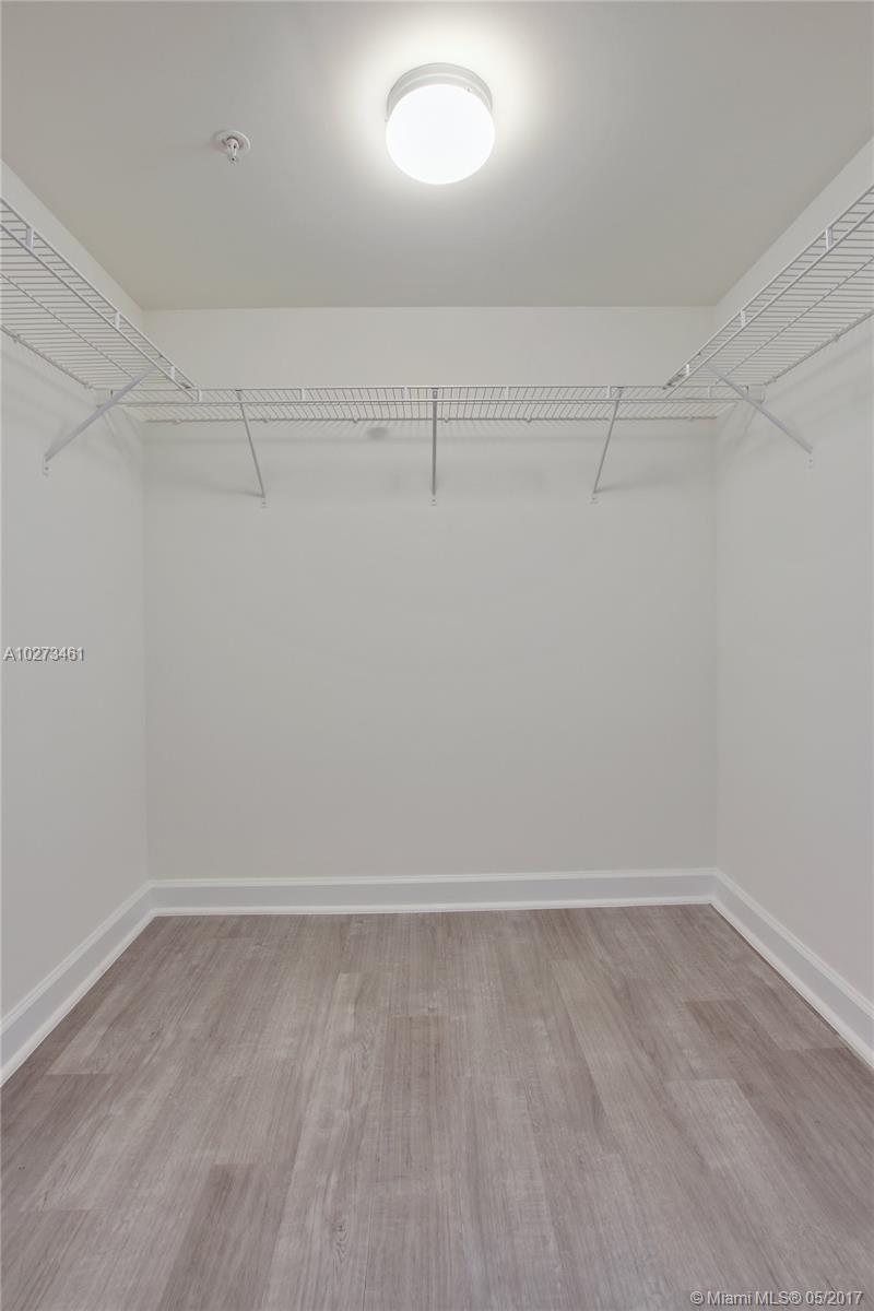 1500 Bay Road, Unit M514 Miami Beach, FL 33139 - Photo 23 of 35