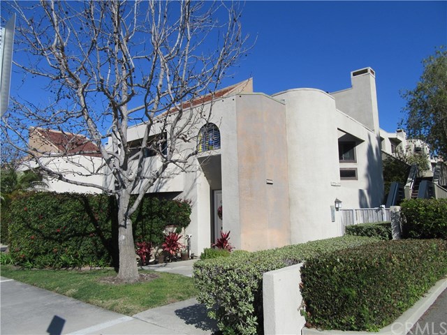 12592 Montecito Road, Unit 9 Seal Beach, CA 90740 - Photo 1 of 16