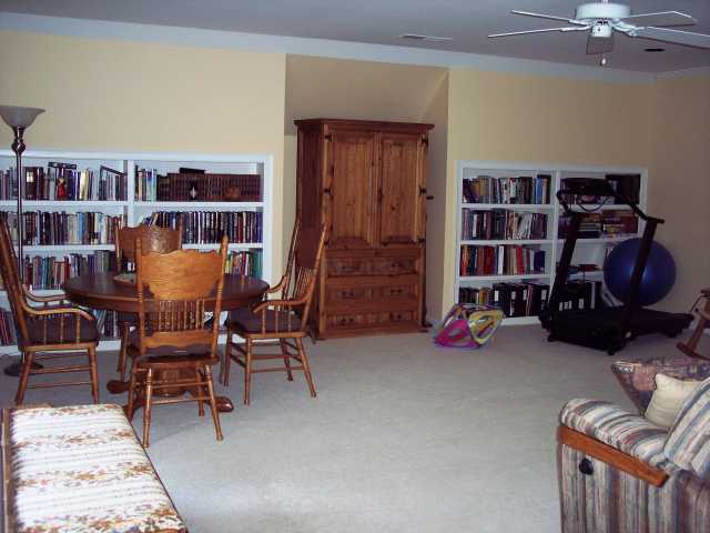 2195 Houston Pass Collierville, TN 38139 - Photo 8 of 12 Plenty of room for all your extra indoor activities in this very large bonus room.